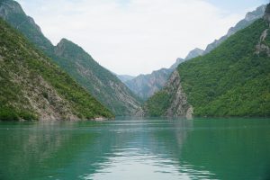 Jezioro Koman