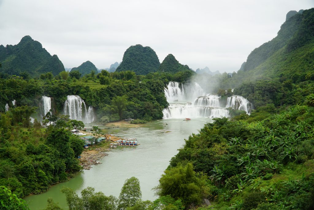 Atrakcje w Chinach, Wodospad Detian