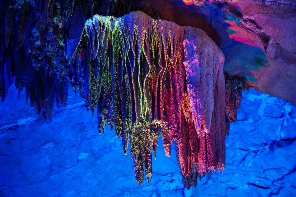 Reed Flute Cave / Jaskinia w Chinach