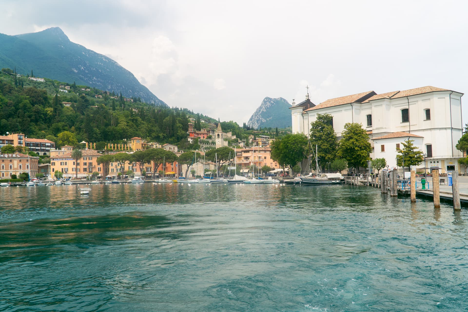 Mniej znana miejscowość nad Jeziorem Garda czyli Toscolano Maderno | Najładniejsze miasteczka nad Gardą
