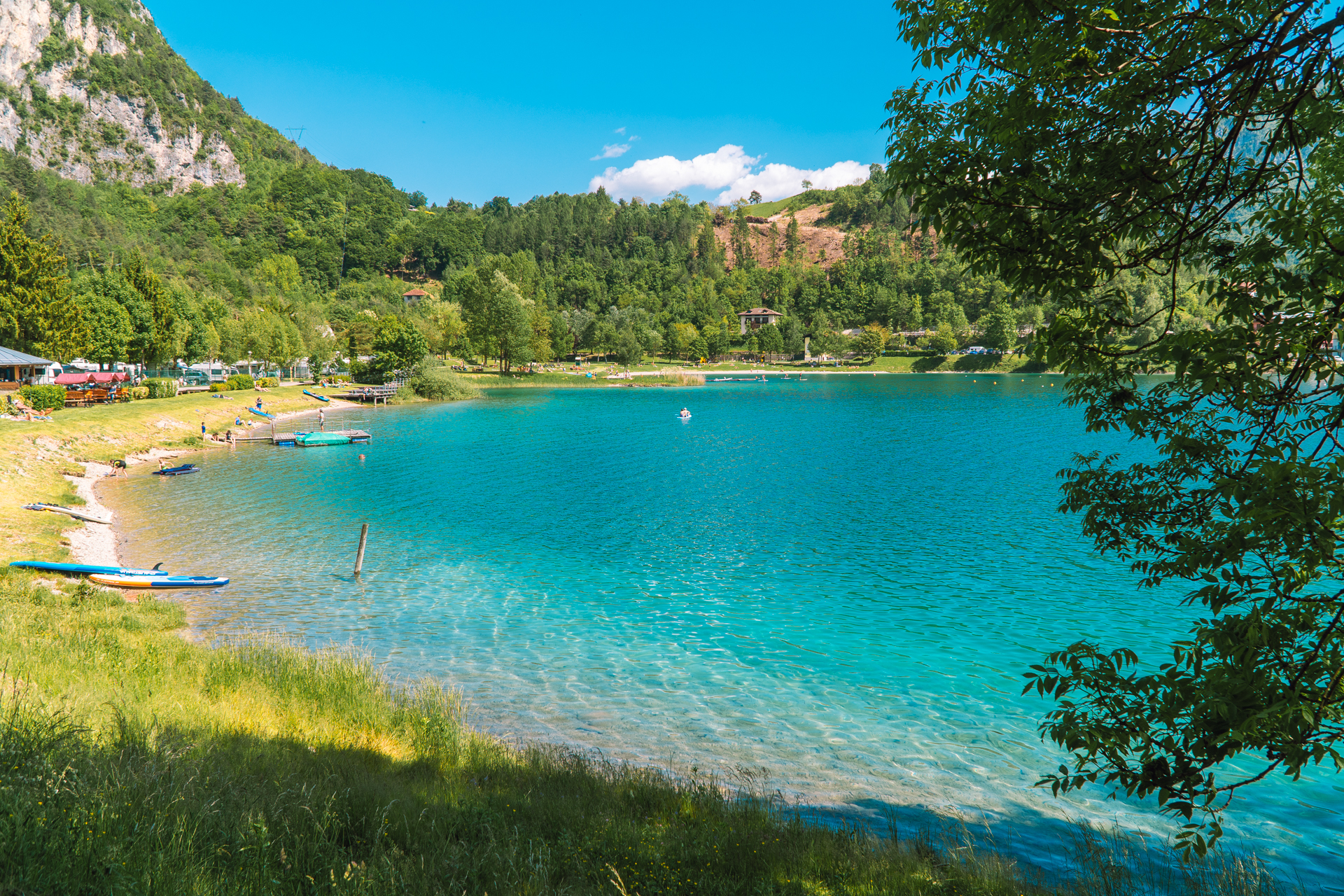 Turkusowe Jezioro Ledro niedaleko Gardy | Co zobaczyć nad Jeziorem Garda ?