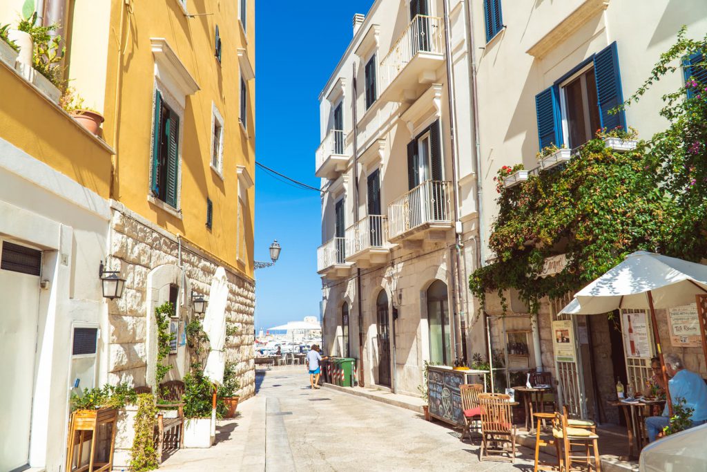 Uliczki w Trani | Najładniejsze miasteczka w Apulii