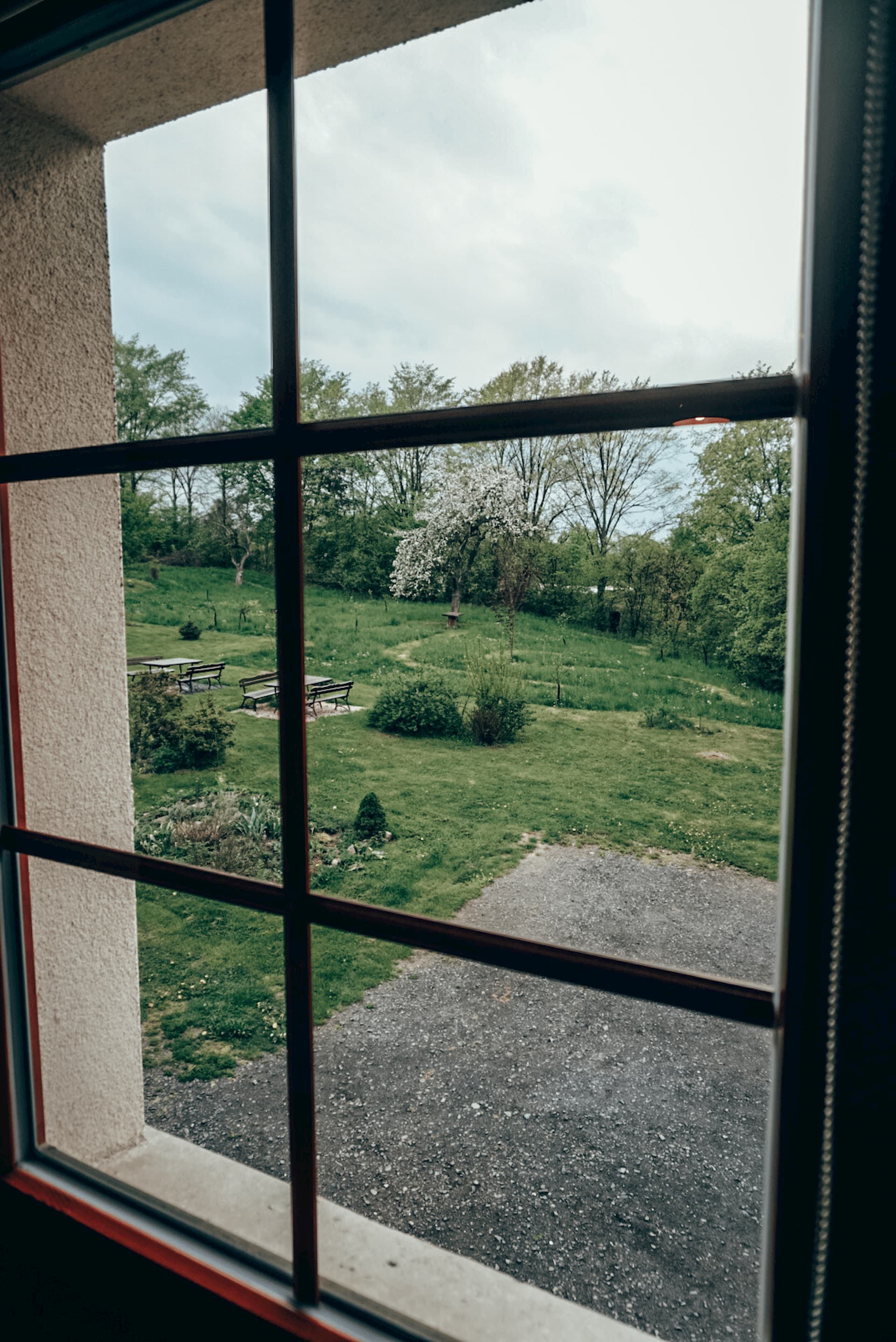 Widok z okna Villa Greta w Dobkowie