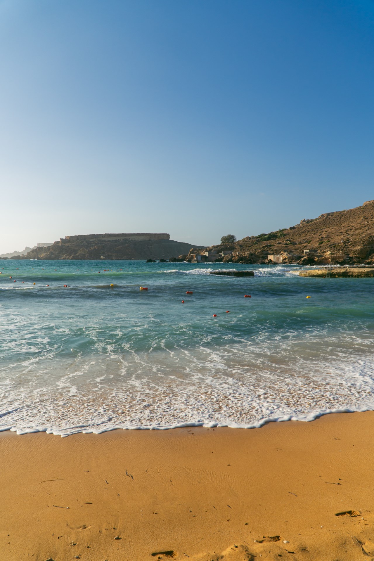 Spokojne plaże na Malcie i Gozo