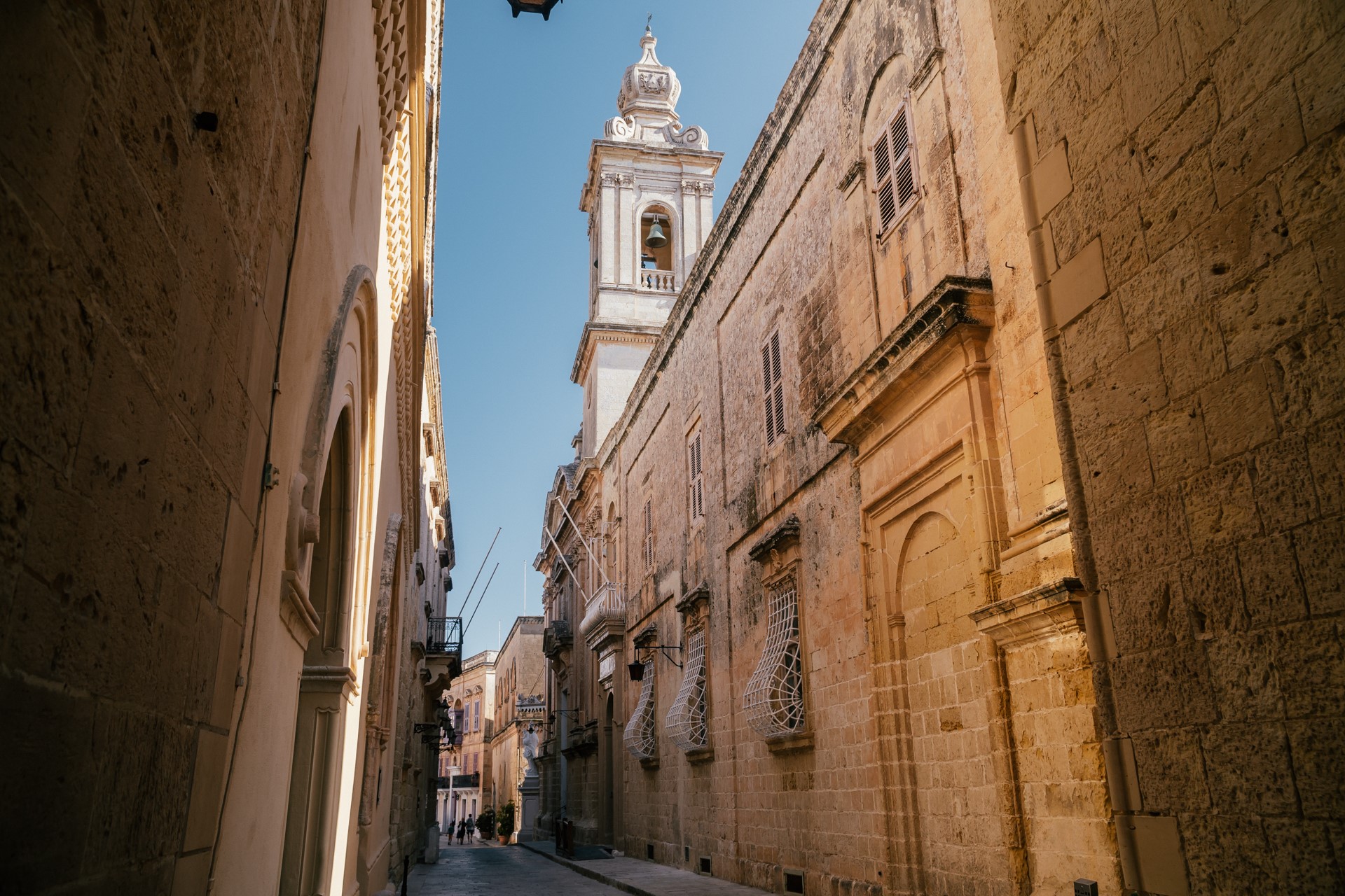 Ciche uliczki miasta Mdina | Transport na Malcie