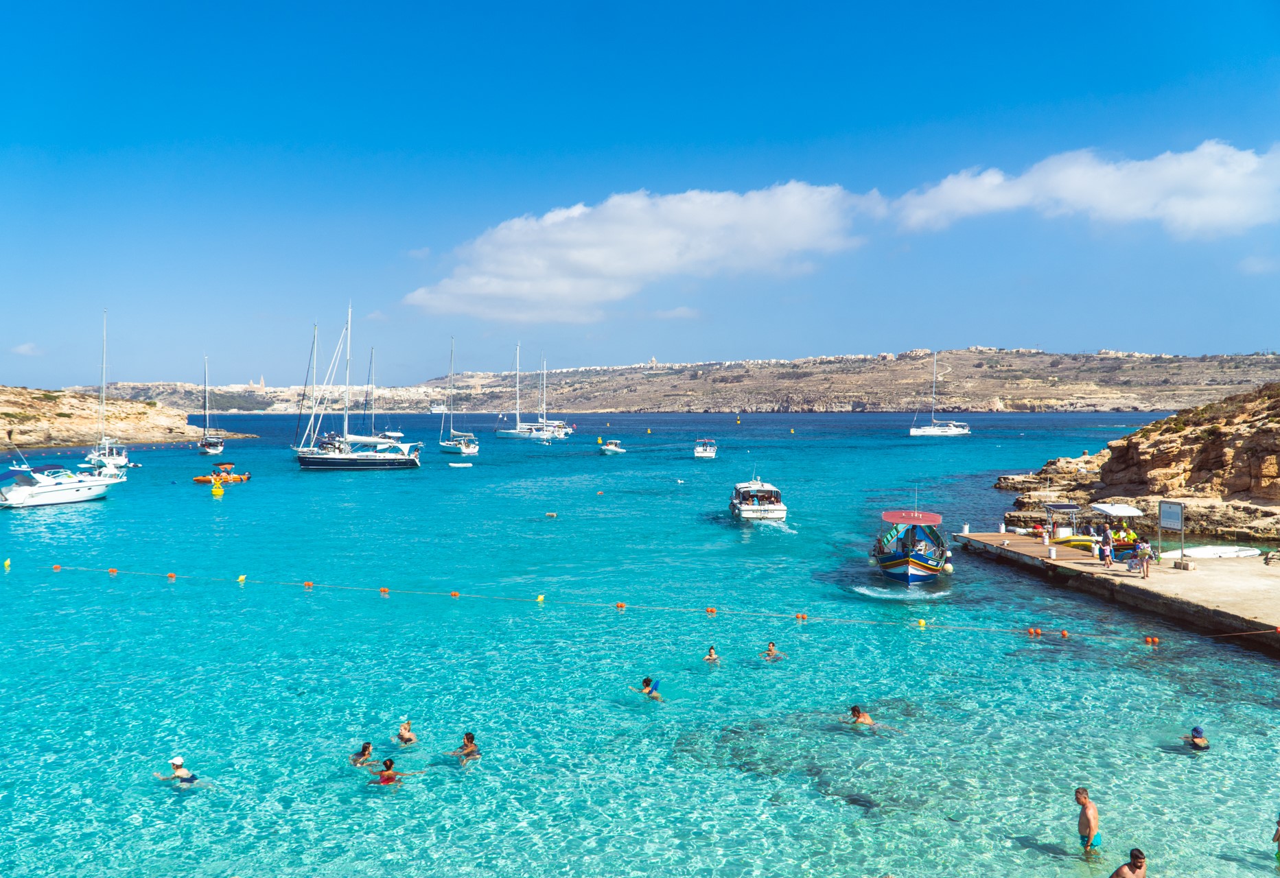 Blue Lagoon na wyspie Comino | Plaże na Malcie i Gozo