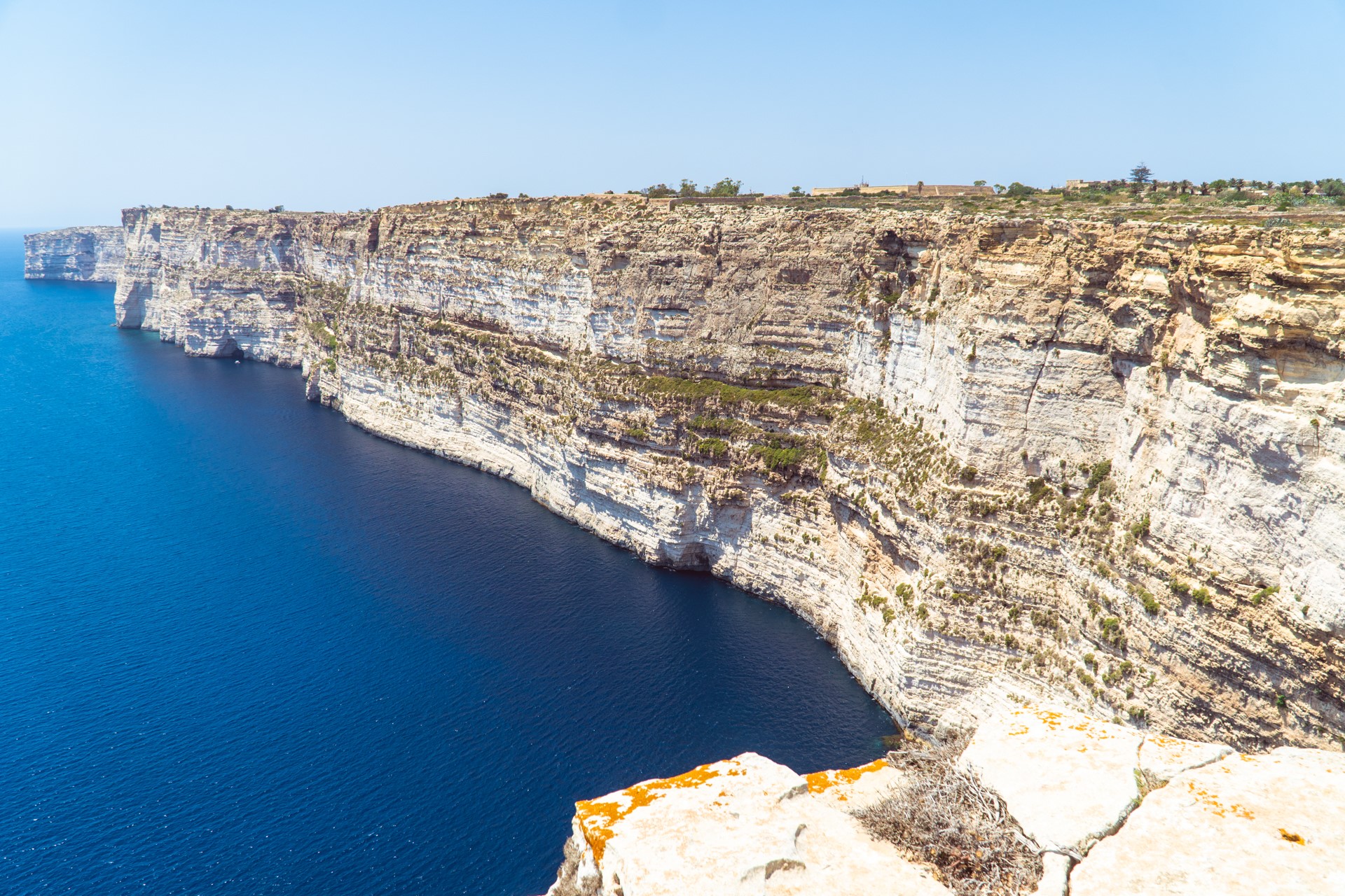 Widok na klify Ta'Cenc na Gozo | Atrakcje Gozo