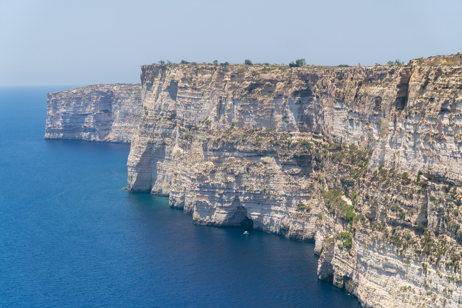 Potężne klify Ta'Cenc | Atrakcje Gozo