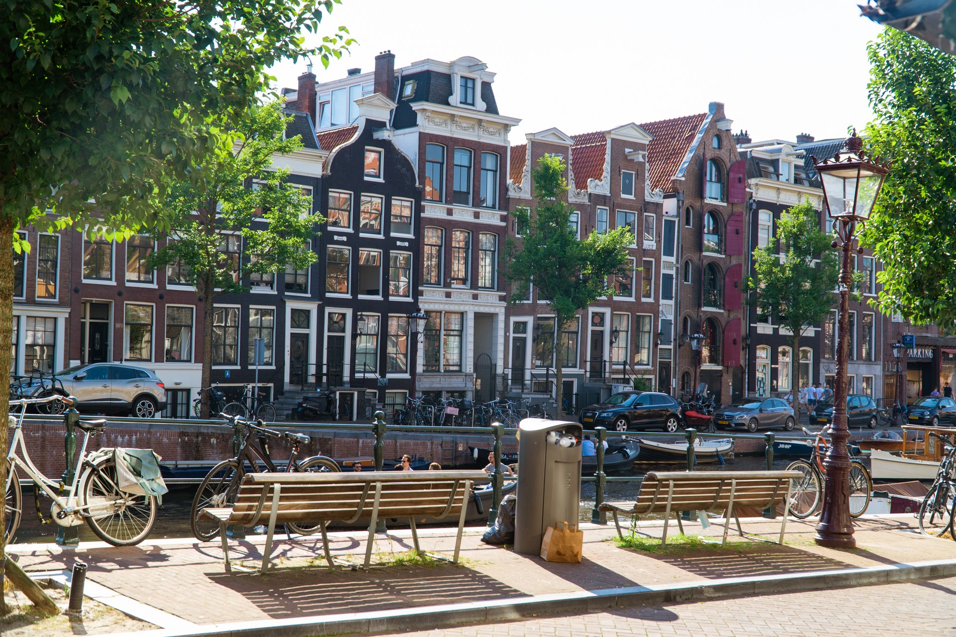 Kolorowe kamienice w Amsterdamie | Weekend w Amsterdamie
