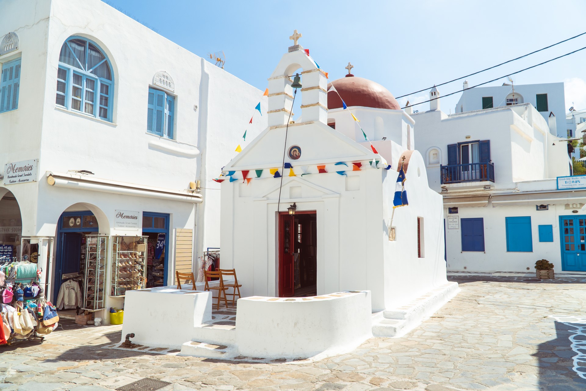 Kapliczka w mieście Mykonos | Czy warto jechać na Mykonos?
