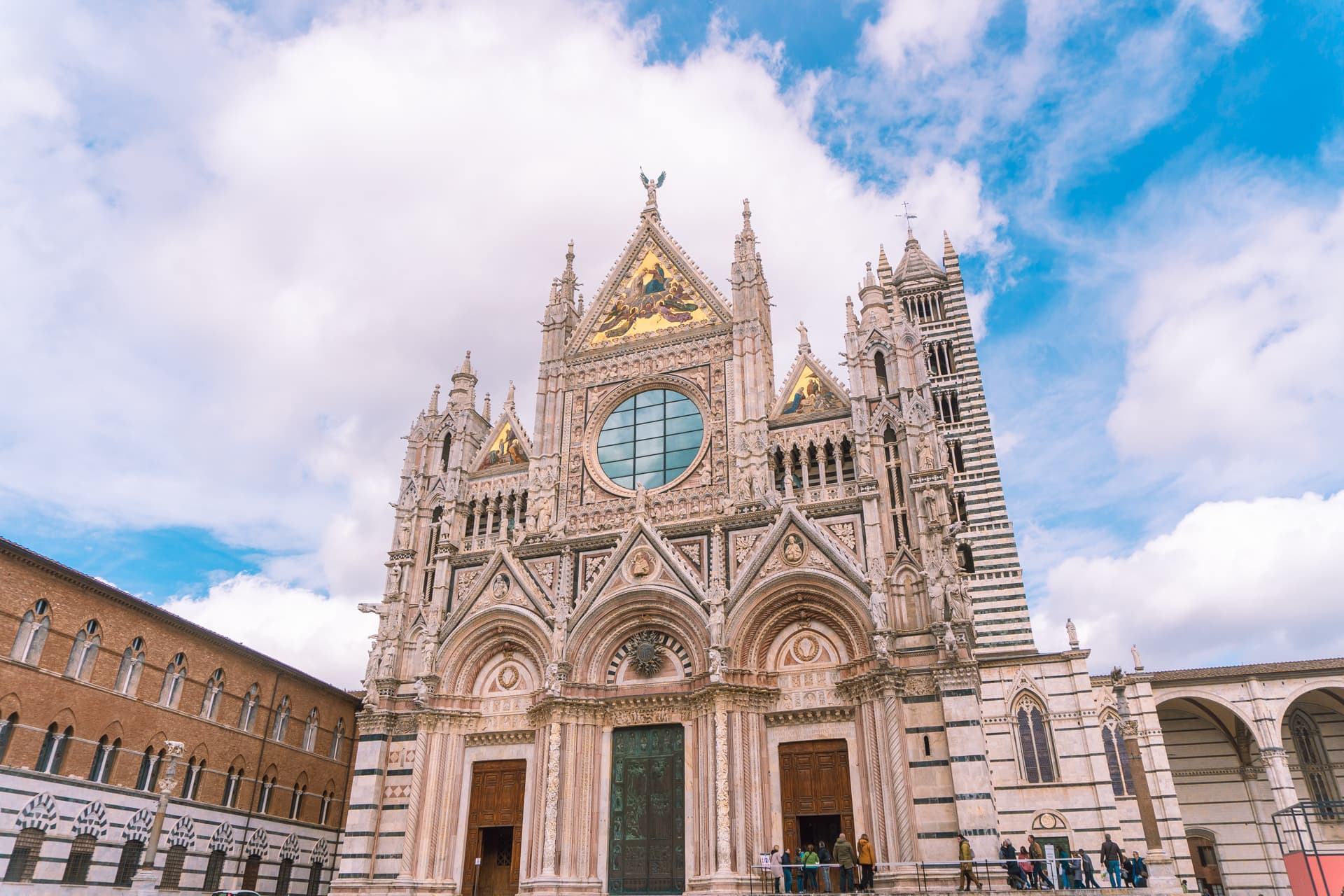 Fasada Duomo w Sienie | Zwiedzanie Sieny