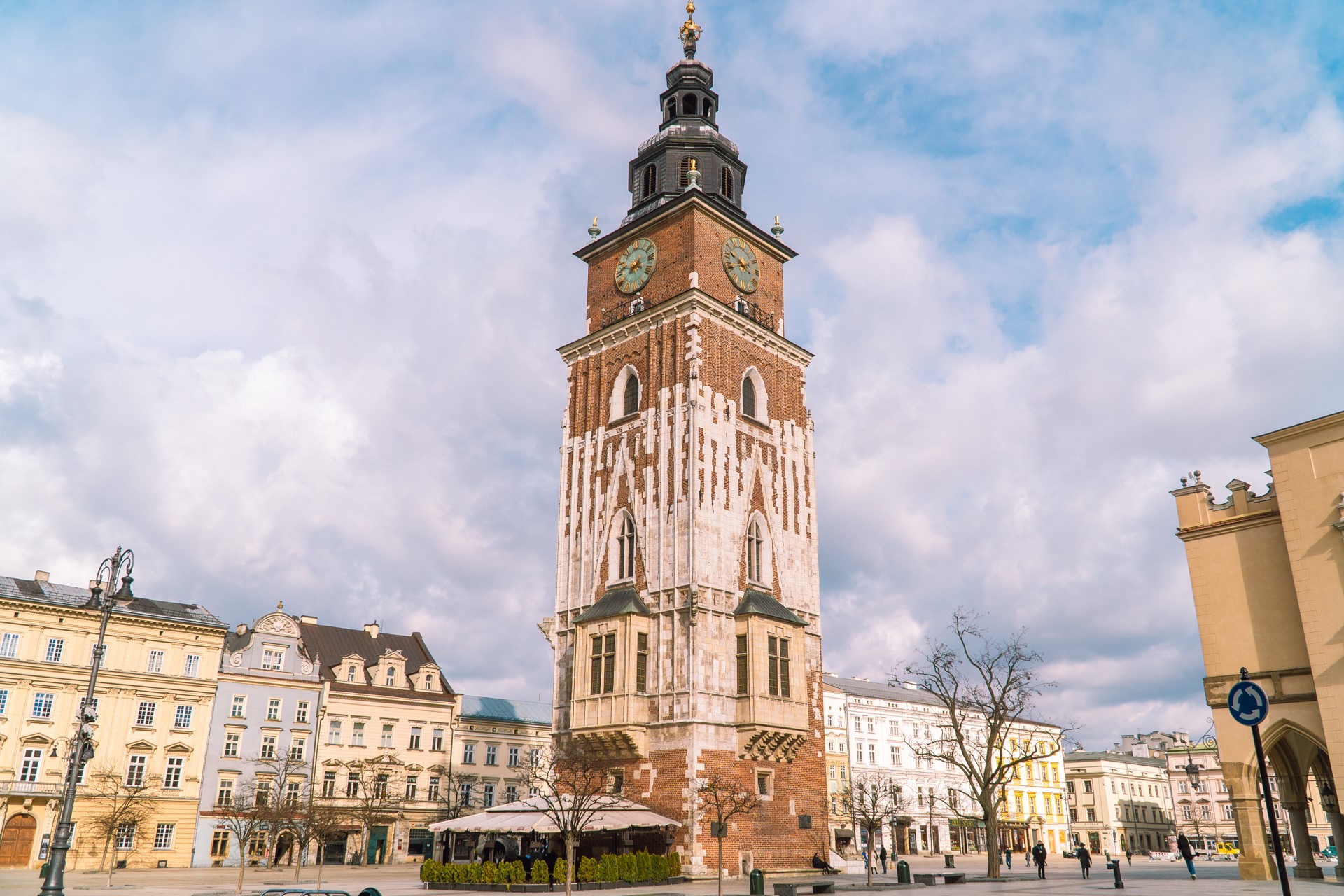 Wieża ratuszowa na Starym Mieście w Krakowie