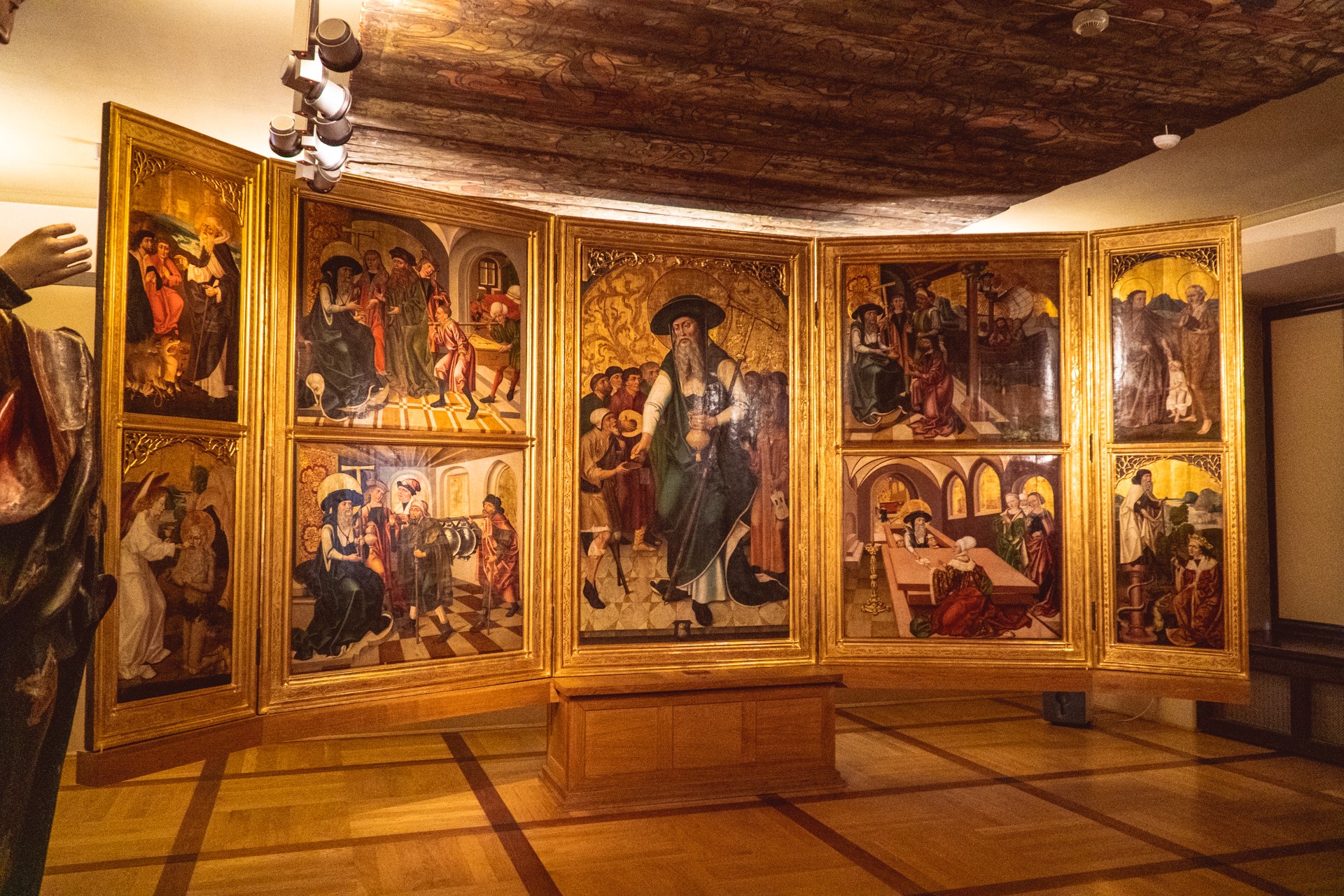 Muzeum sztuki w pałacu biskupa Erazma Ciołka