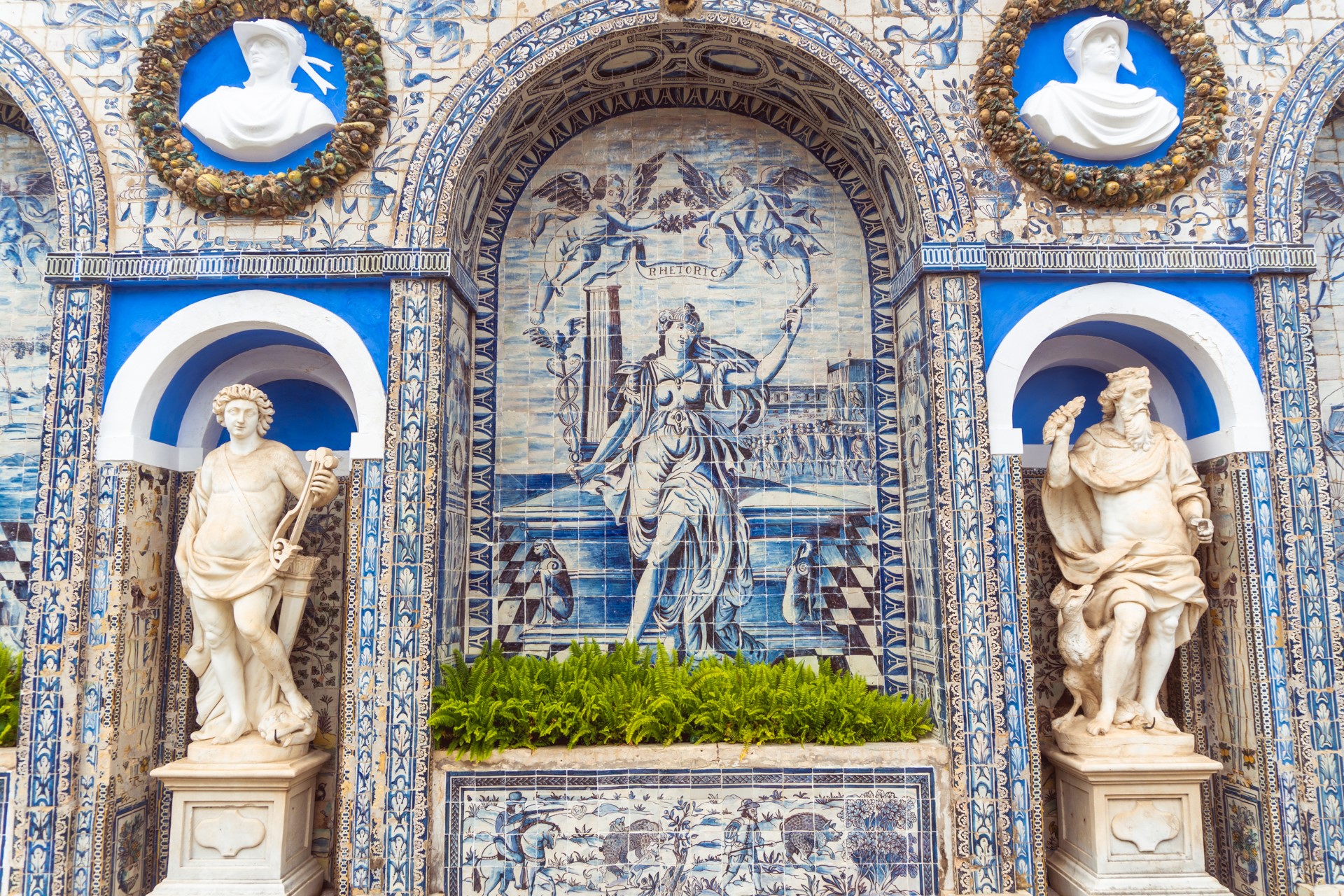 Azulejos w Pałacu Fronteira | Pałace w Lizbonie