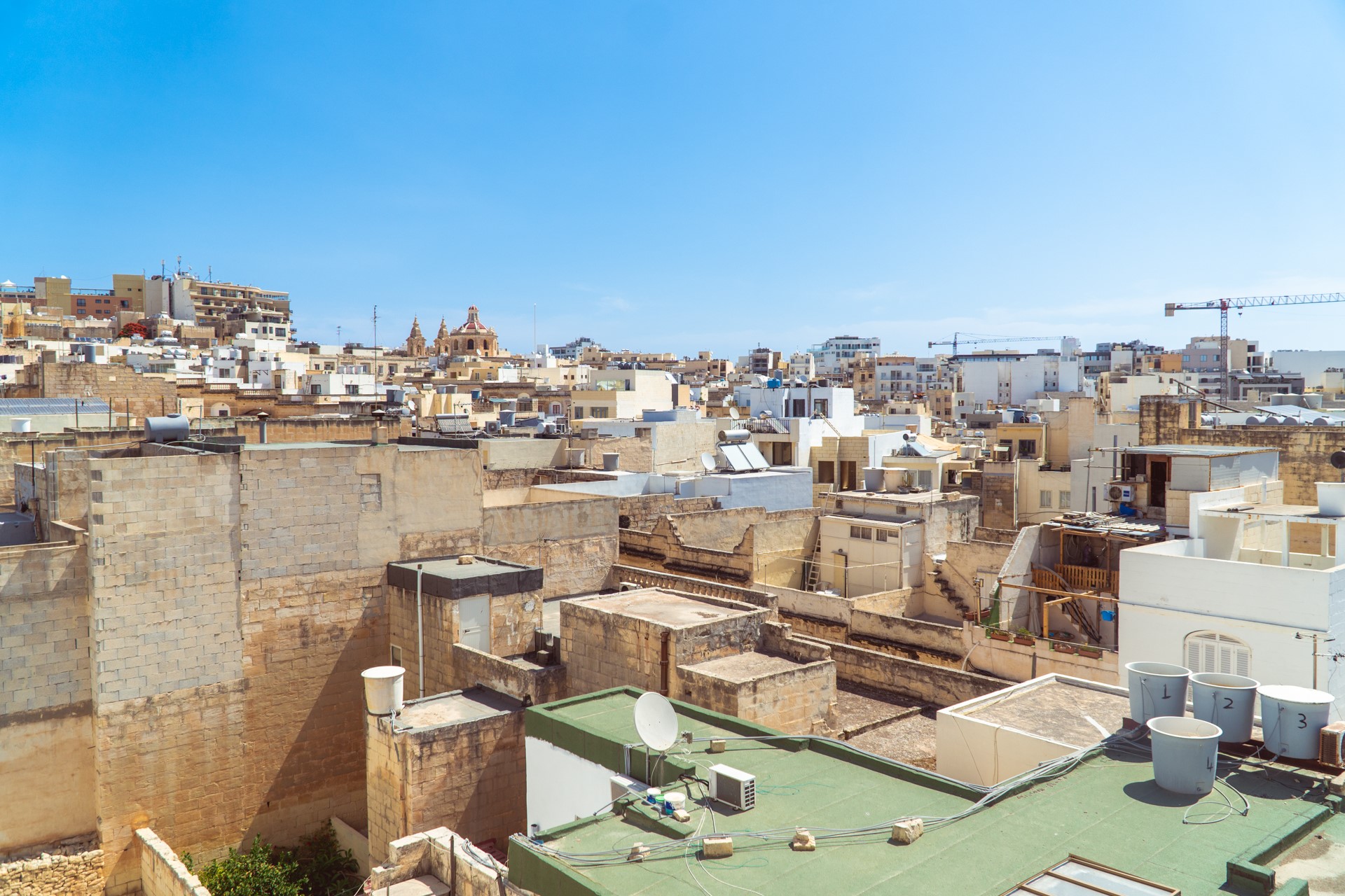 Widok SLiemy z tarasu w naszym pokoju | Tydzień na Malcie