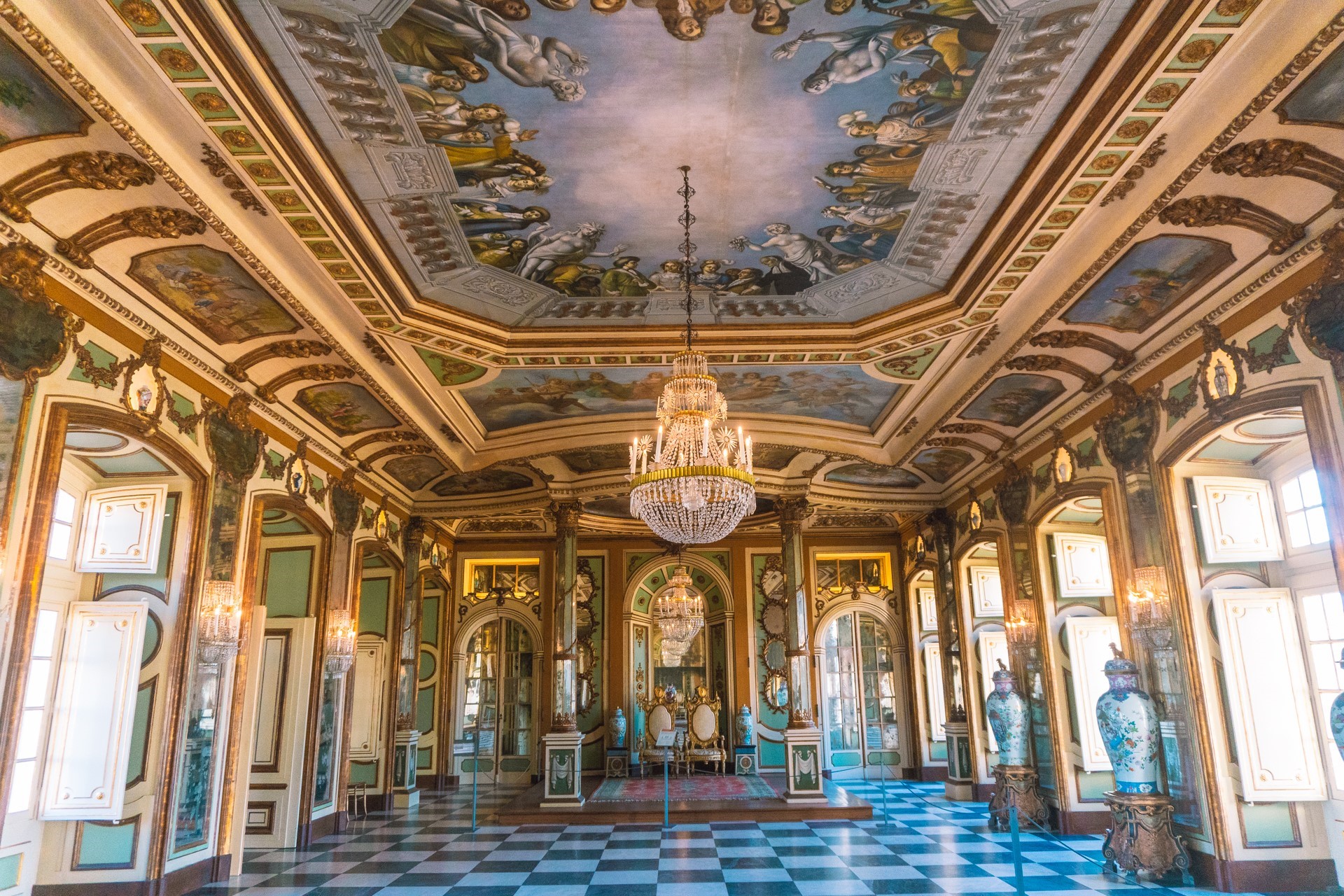 Sala w Pałacu Queluz | Pałace w Lizbonie