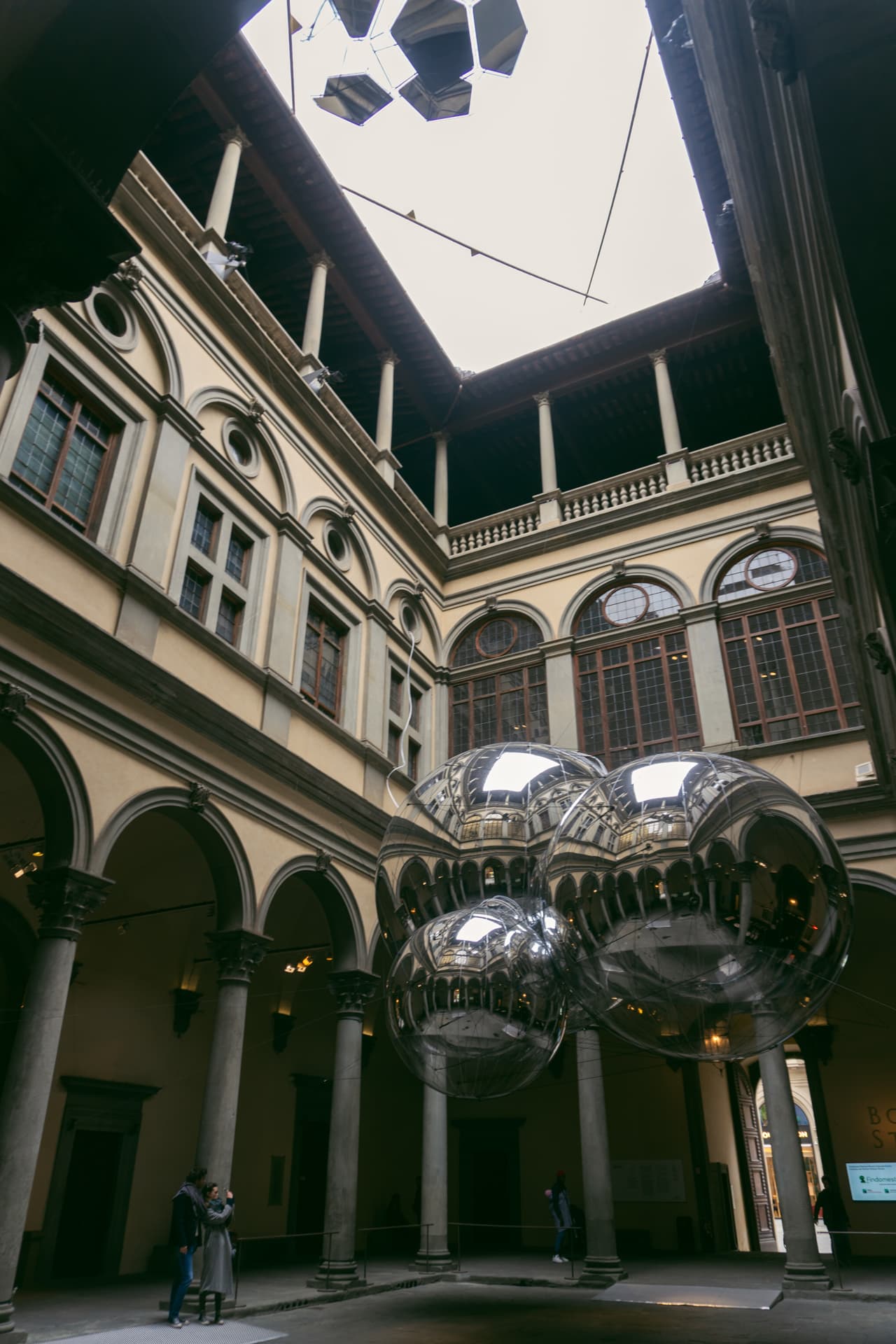 Dziedziniec muzeum w Palazzo Strozzi | Atrakcje we Florencji