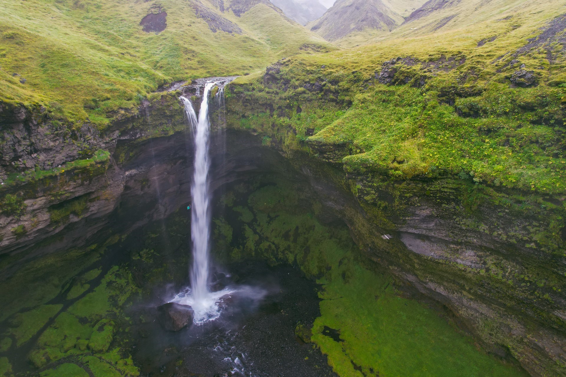 Kvernufoss | Islandzkie wodospady