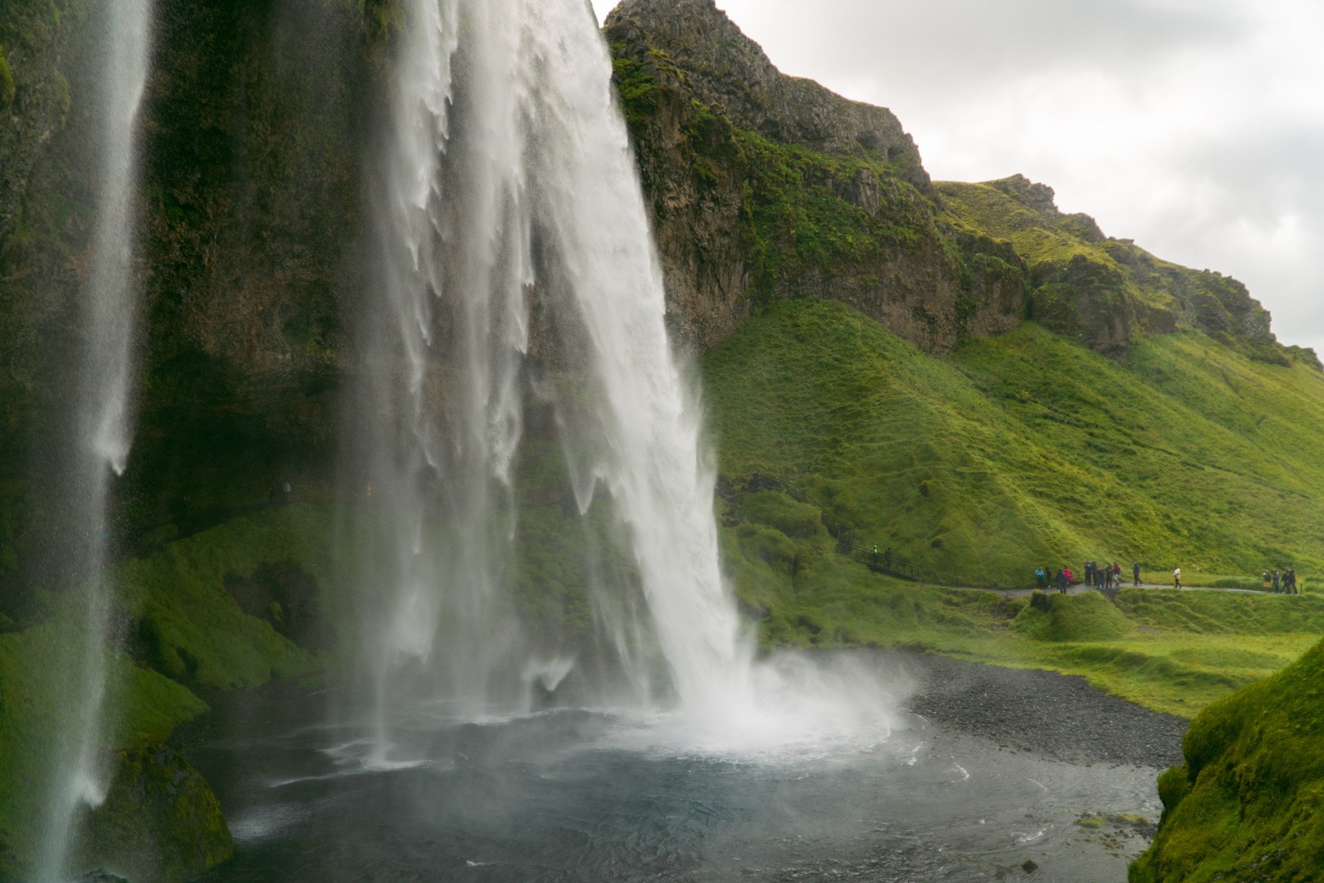 Seljalandsfoss | Atrakcje na Islandii