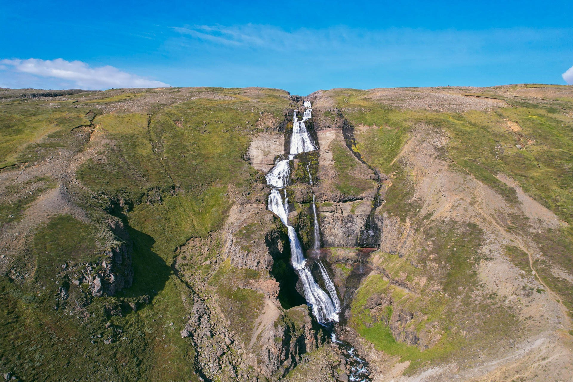 Wodospad Rjukandi | Podróż na Islandię