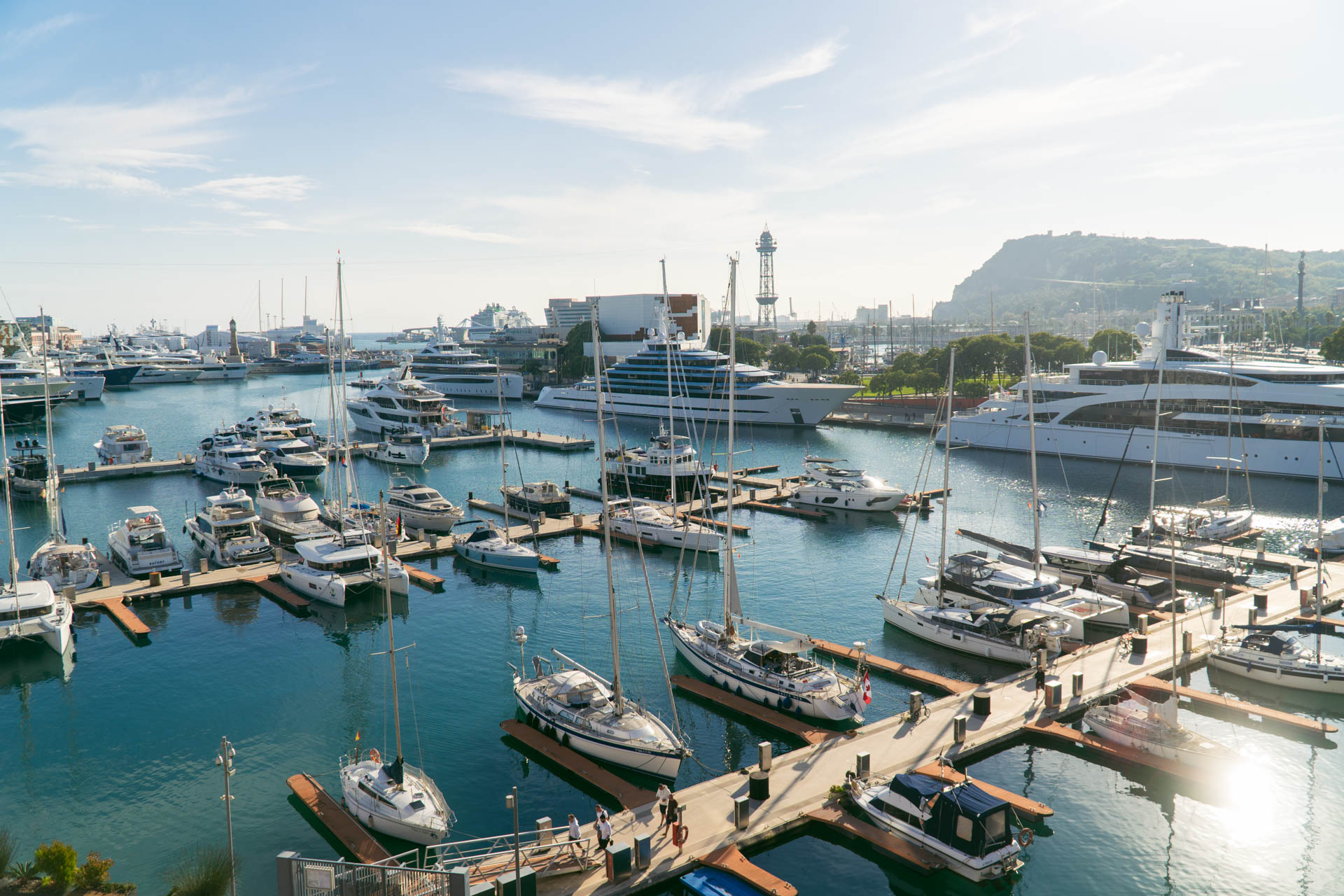 Port z jachtami | Weekend w Barcelonie