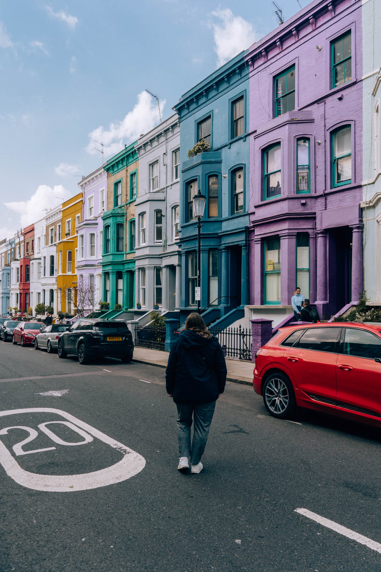 Kolorowa uliczka w dzielnicy Notting Hill