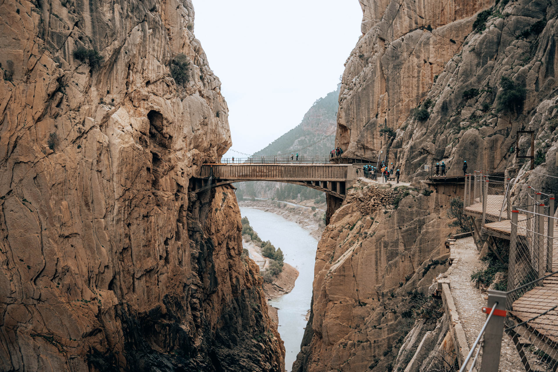 Kamienny most na Caminito del Rey