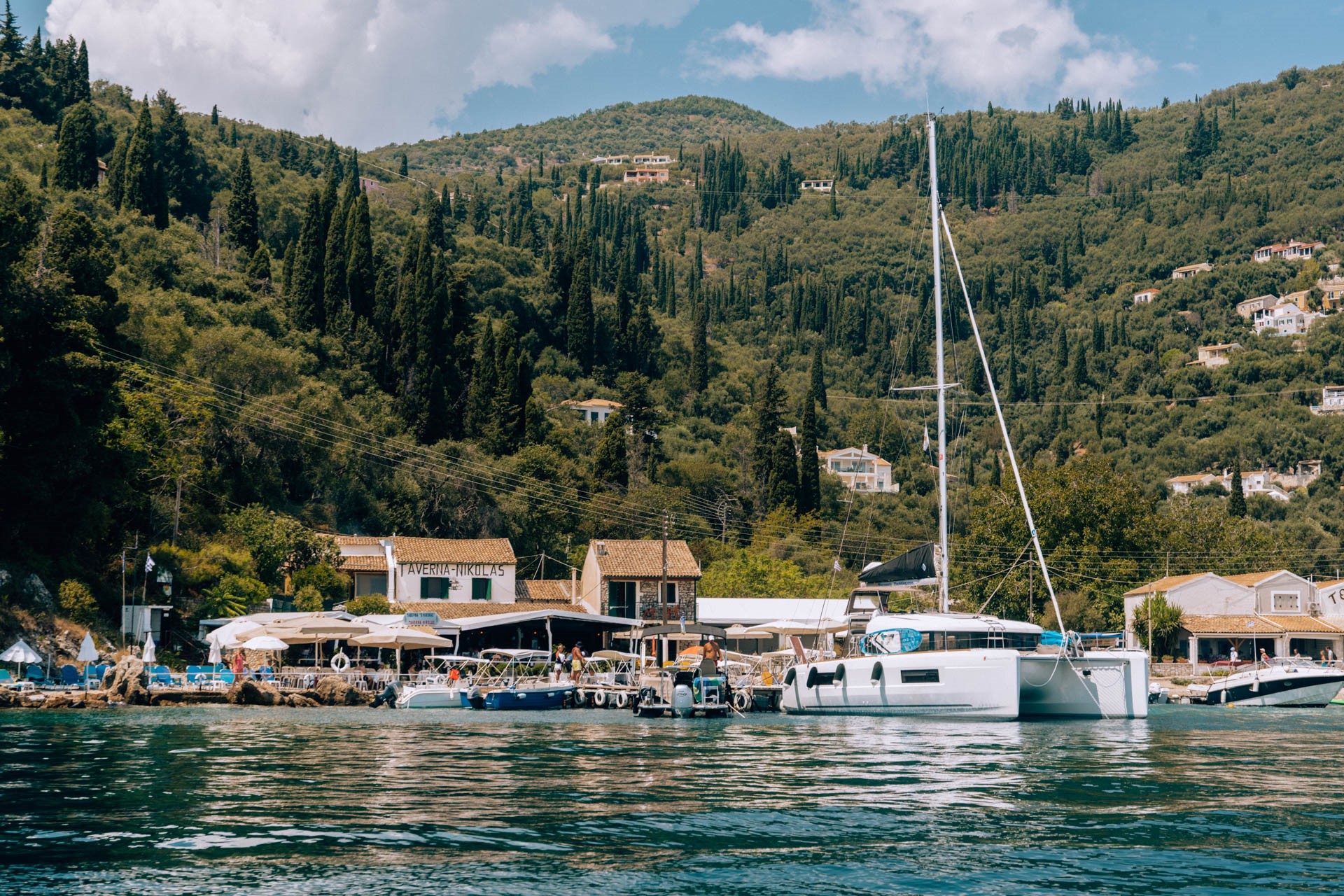 Wypożyczenie łodzi | Wakacje na Korfu