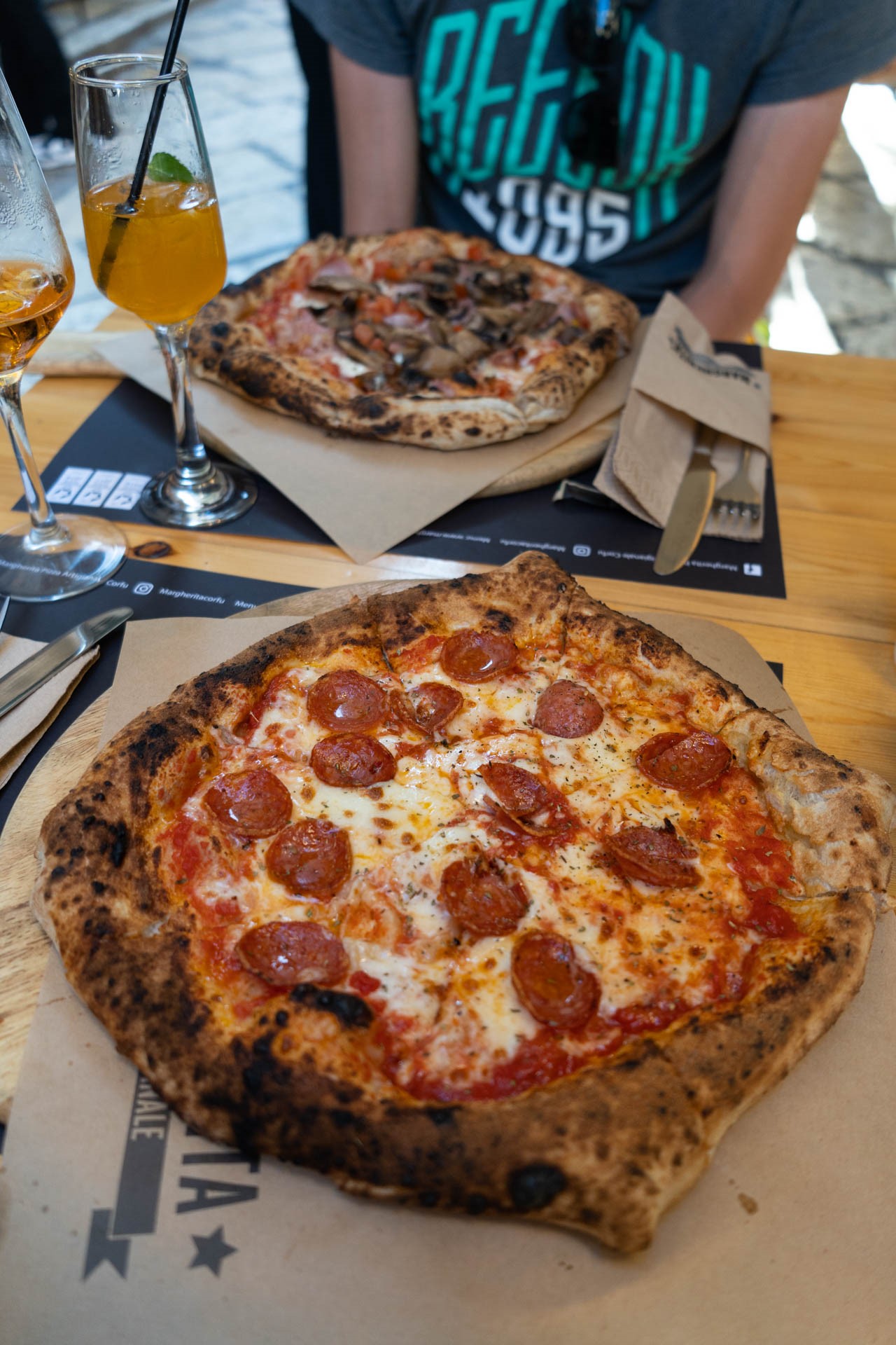 Pizza neapolitańska w Kerkirze | Wakacje na Korfu