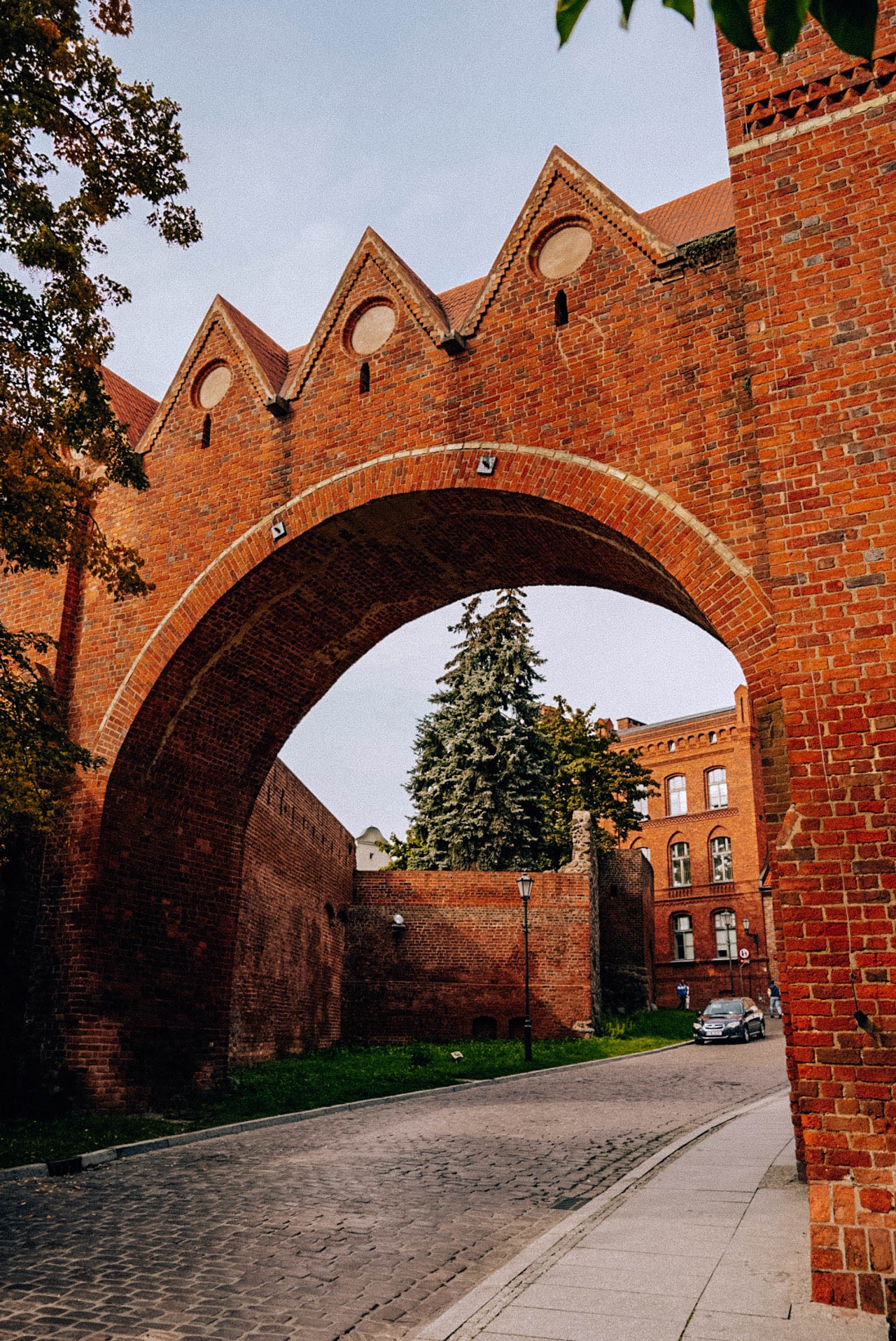 Gotycka brama w Toruniu