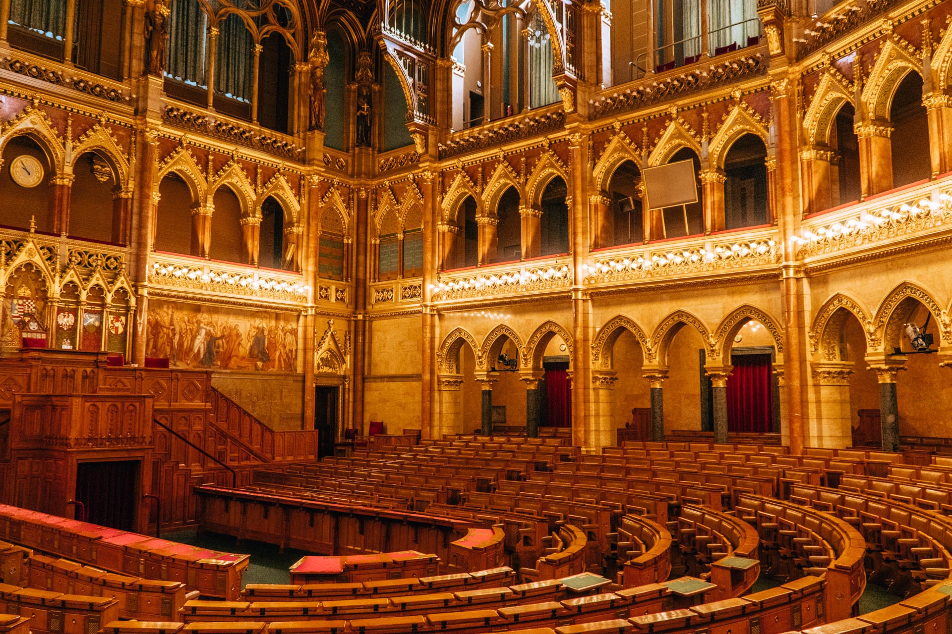 Wnętrze Parlamentu | Zwiedzanie Budapesztu