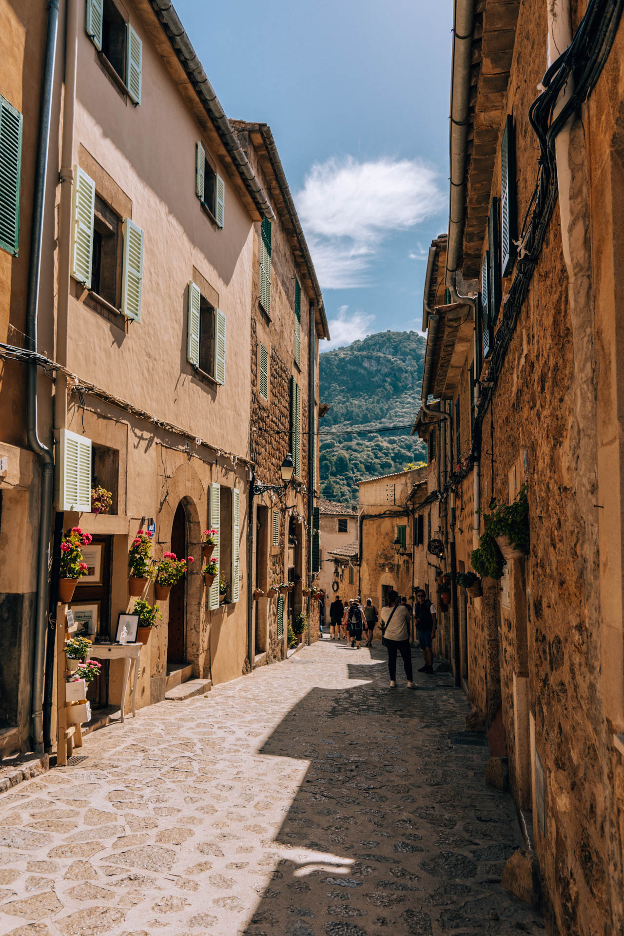 Najładniejsza uliczka w Valldemossie | Najpiękniejsze miasteczka na Majorce