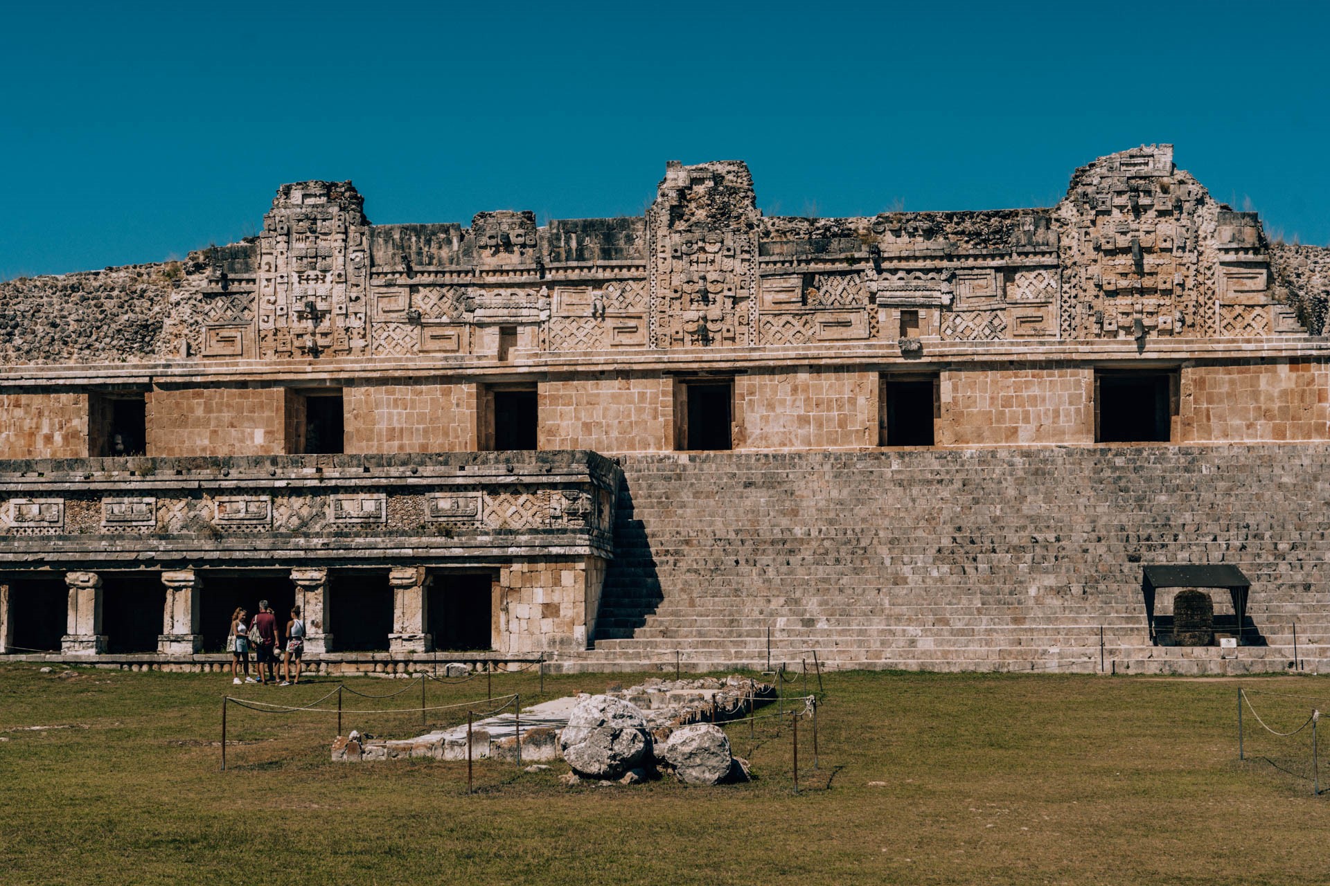 Strefa archeologiczna w Uxmal | Miasta Majów
