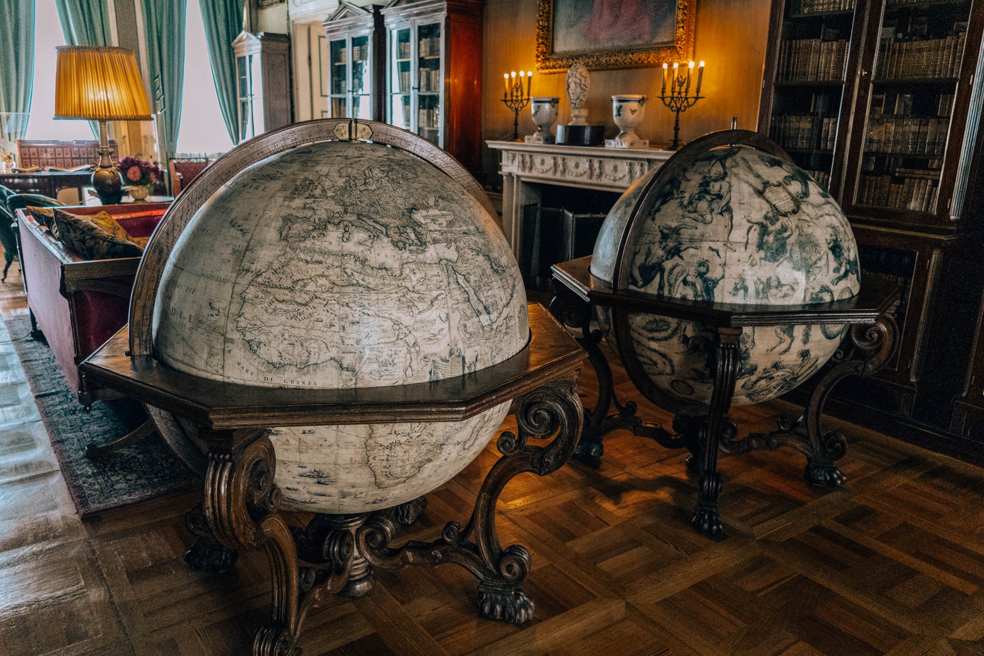 Weneckie globusy w Pałacu w Nieborowie