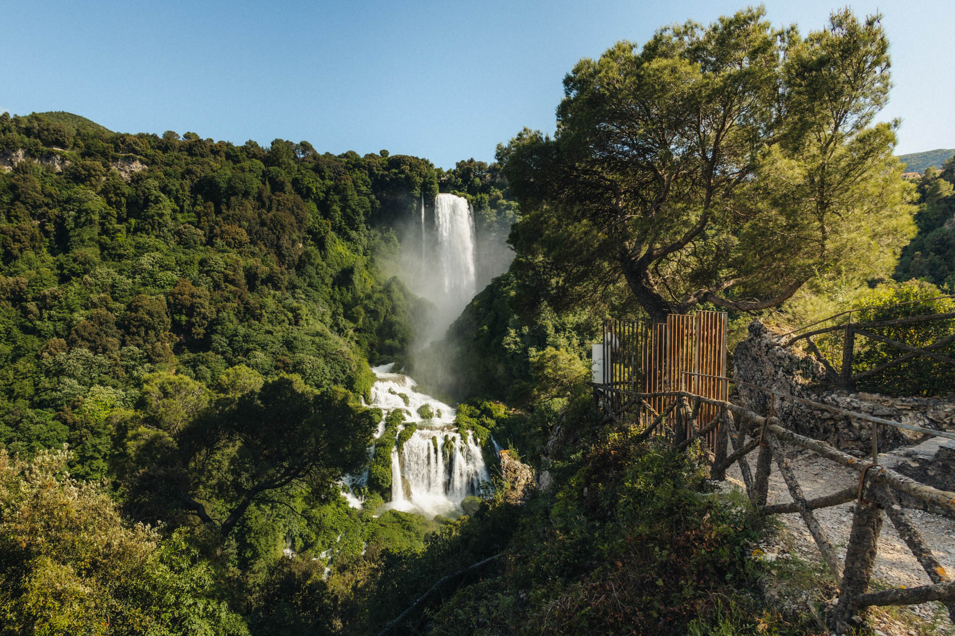 Punkt widokowy numer 4 na Cascata delle Marmore